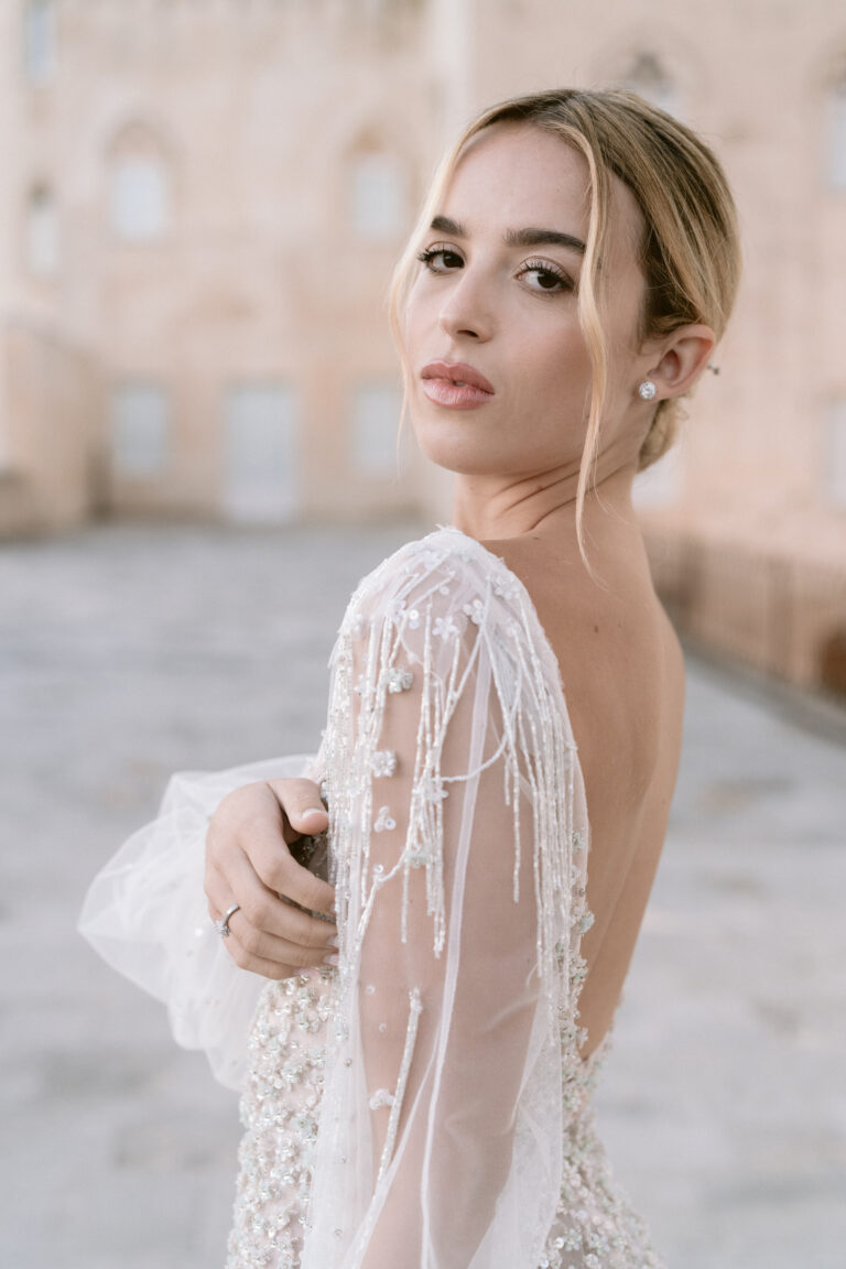 A great escape in Sicily – a colorful and luxurious wedding