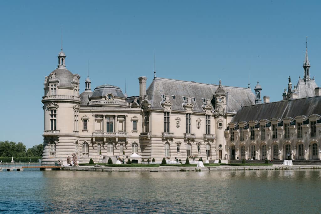 wedding at chateau de chantilly