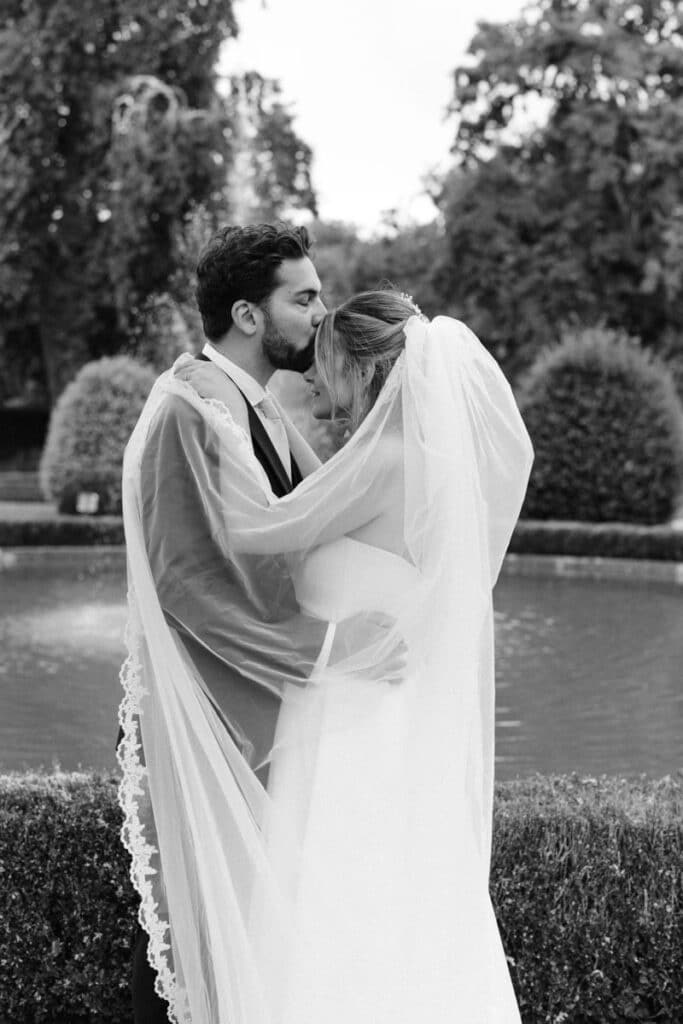 Photos de couple au château d'Aveny